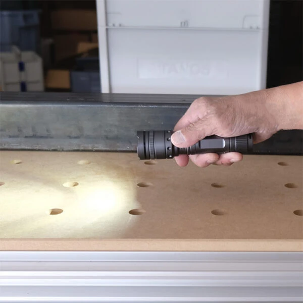 Dog Walking Dorcy DieHard 600 Lumen Twist Focus Flashlight 7 Dog Walking Dorcy DieHard 600 Lumen Twist Focus Flashlight - Image 5